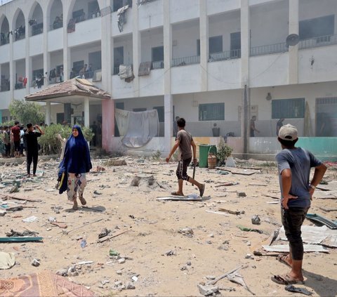 FOTO: Lagi, Israel Gempur Sekolah yang Jadi Kamp Pengungsian di Jalur Gaza hingga Tewaskan 30 Orang