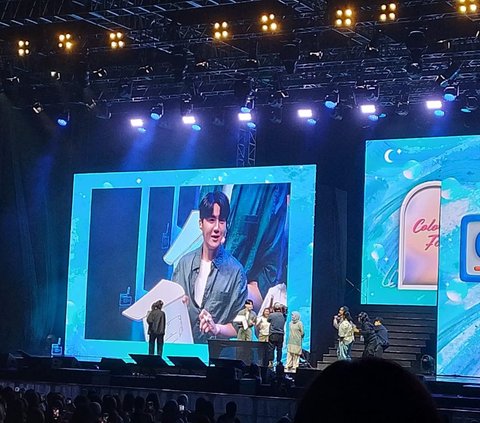 Second Fanmeeting in Jakarta, Kim Seon Ho Shows the Best Way to Respond to Fans' Support