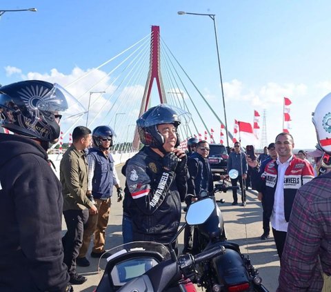 FOTO: Gaya Jokowi Motoran Bareng Raffi Ahmad hingga Gading Marten Jajal Tol IKN