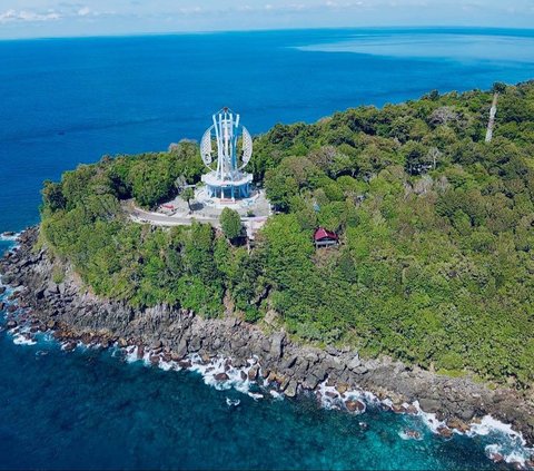 Melihat Indahnya Pulau Rondo, Titik Nol Indonesia yang Memikat Hati