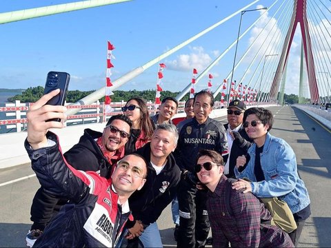 10 Photos of Jokowi Riding a Motorcycle Accompanied by Artists, Styled Like a Biker