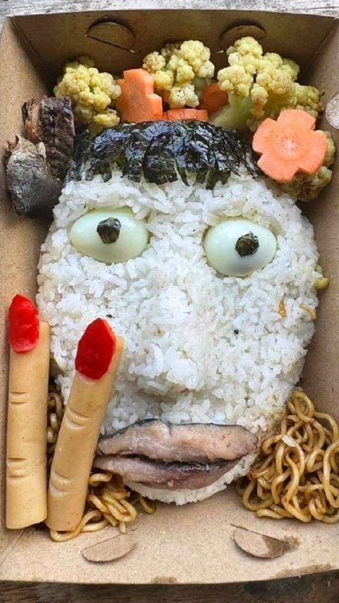 Tata's Wife Prepares 'Horror'-Shaped Lunch, Husband Still Enjoys It