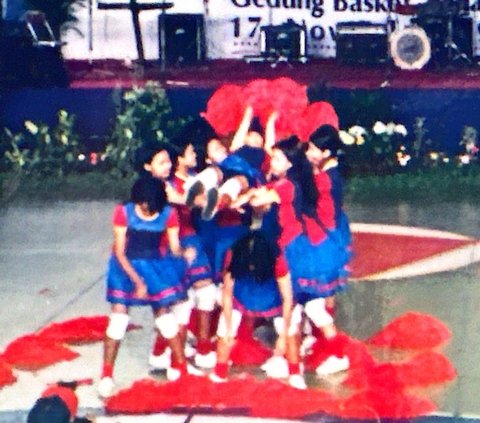 7 Potret Annisa Pohan Ternyata Pernah jadi Anak Cheerleader saat SMA, ini Foto-fotonya Sudah Cantik Sejak Dulu