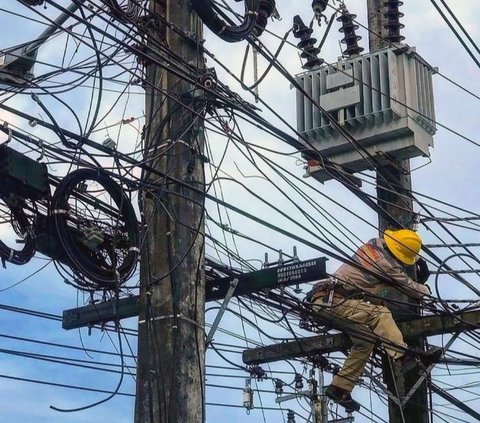 10 Terrifying Photos at the Workplace Taken by Netizens, Looking at Them Gives You Chills