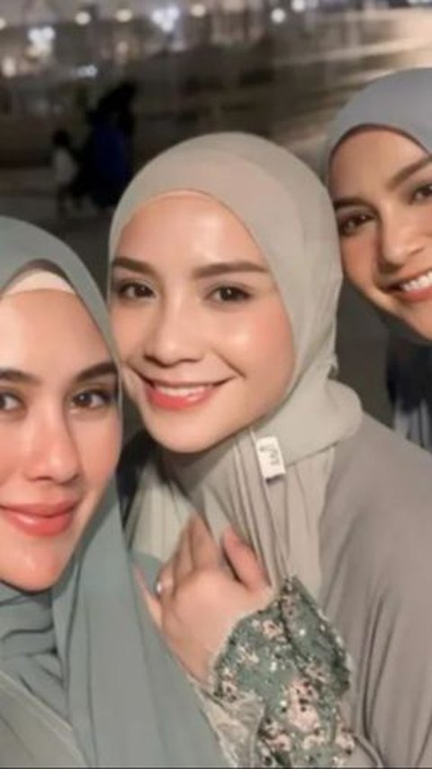 Bocoran Detail 3 Abaya Mewah Nagita Slavina, Simpel tapi Harganya Rp3 Juta hingga Rp10 Juta