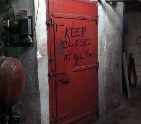 The Horror Aura of Basement Photos That Sends Chills, Dare to Look?