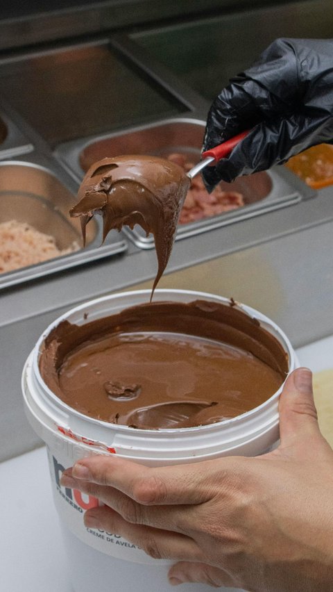 Out of Chocolate Spread? Make It Yourself at Home with 4 Ingredients