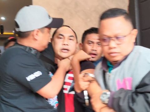 Sempat Mengamuk, DPO Terpidana Pembalakan Liar Dibekuk Satgas SIRI Kejagung