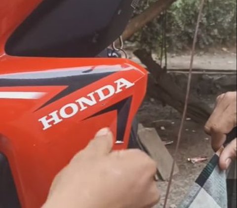 Hanya menggunakan setrika, ini adalah cara untuk melepaskan stripping pada motor bawaan pabrik!