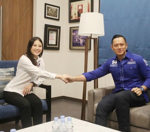 Ketua Harian Nasional DPP Partai Perindo Angela Tanoesoedibjo melakukan silaturahmi politik ke Kantor DPP Partai Demokrat, Menteng, Jakarta Pusat, Selasa (2/7/2024). Foto: Istimewa