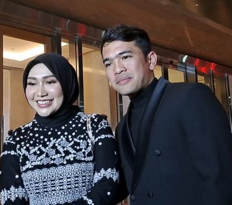 Jadi Sponsor Pernikahan Thariq dan Aaliyah Massaid, Putra Siregar Bagi-Bagi Iphone untuk Tamu Undangan