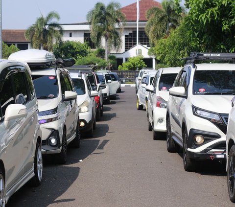 Ulang Tahun Ke-12 White Car Community: Lembang Bandung Jadi Putih Bersih