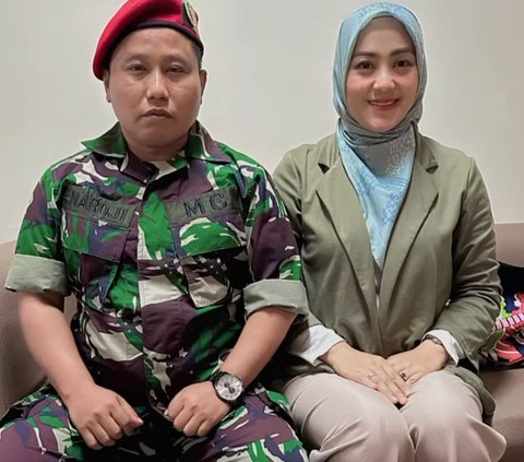 Gagah, Komedian Narji Pakai Baju Loreng dan Baret Merah Netizen Sebut Siap-Siap Karnaval 17 Agustusan