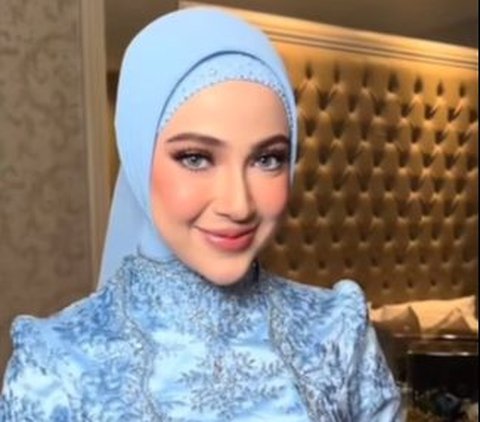 Bahkan, kecantikan Miskah tersebut dipuji mirip Tasya Farasya, lho! Bahkan lebih cantik dari beuaty vlogger tersebut.