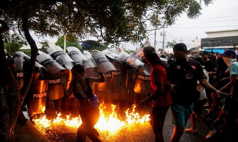 FOTO: Maduro Menang Pemilu Lagi, Demonstrasi Besar-Besaran Berujung Ricuh Pecah, Situasi Venezuela Mencekam!