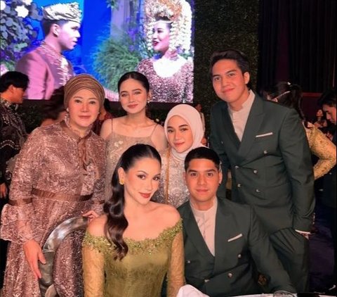 Ditanya Ahmad Dhani Kapan Nikah, Intip Kedekatan Syifa Hadju dan El Rumi yang Sudah Go Public