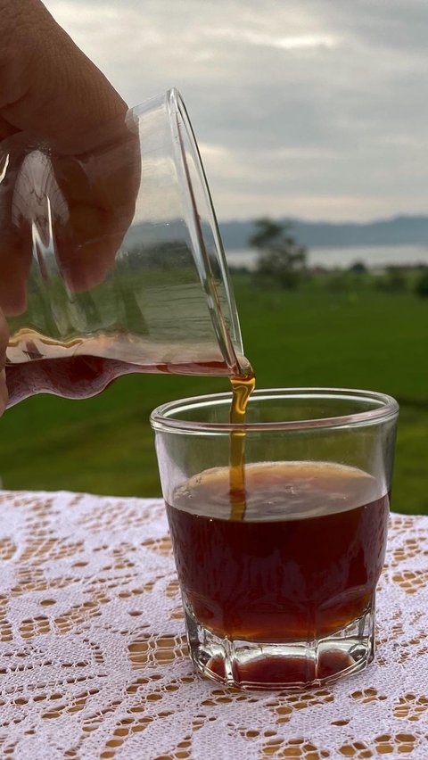 Kedai Kopi di Sumedang ini Ada di Tengah Kampung, Bisa Rasakan Nikmatnya Kopi Lokal sambil Lihat Pemandangan Sawah