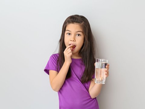 Doctors Remind to Pay Attention to 4 Things Before Giving Multivitamins to Children