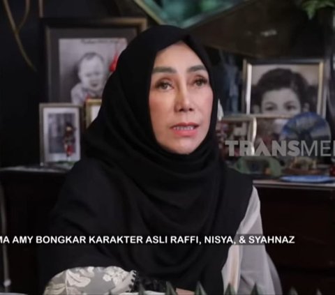 Syahnaz Sadiqah Ternyata Masih Ngompol Meski Sudah Jadi Ibu 2 Anak, Mama Amy 'Kemarin Juga di Mekkah'