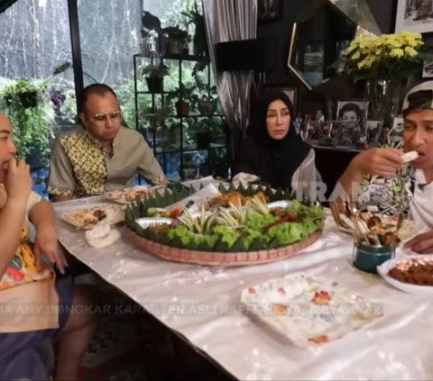 Syahnaz Sadiqah Ternyata Masih Ngompol Meski Sudah Jadi Ibu 2 Anak, Mama Amy 'Kemarin Juga di Mekkah'