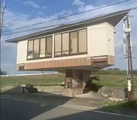 10 Unique to Non-Mainstream Two-Story House Pictures That Make You Shake Your Head