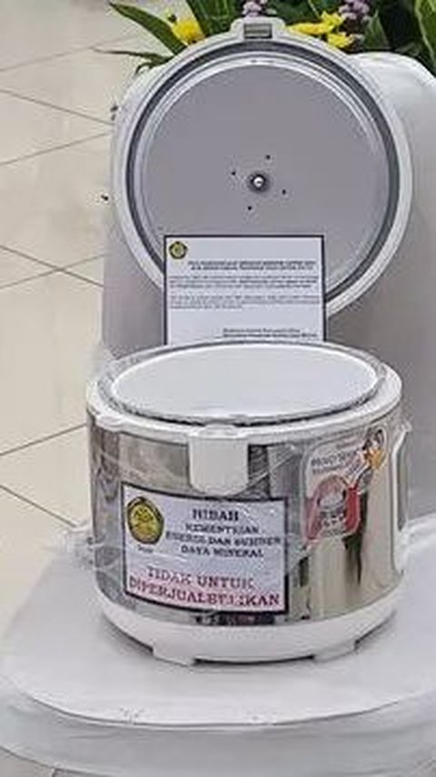 Pemerintah Bakal Lanjutkan Program Bagi-Bagi Rice Cooker, Siapa Penerimanya?