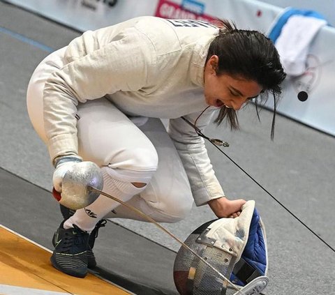 Strong Mama! The Struggle of Egyptian Fencing Athletes Competing in the Paris 2024 Olympics While 7 Months Pregnant