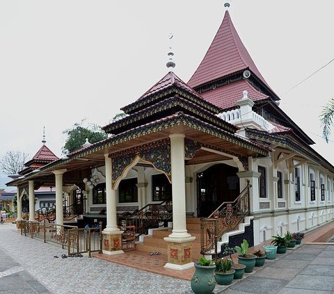 Melihat Keindahan Masjid Jamik Taluak Bukittinggi, Perpaduan Corak Budaya Islam dan Minangkabau