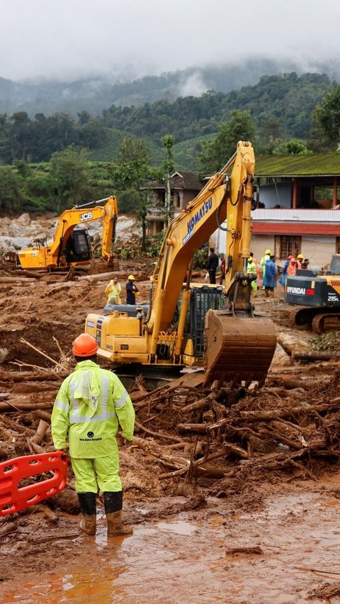 Insiden tanah longsor di Negara Bagian Kerala, India Selatan, pada Selasa (30/7/2024) telah menambah jumlah korban tewas. Foto: REUTERS / Francis Mascarenhas<br>