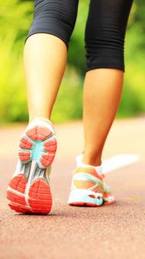 5 Amazing Effects of Walking After Eating, Want to Try?