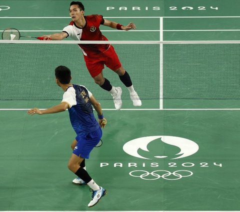 FOTO: Penyesalan Jonatan Christie Usai Tersingkir dari Olimpiade Paris 2024: Saya Mohon Maaf