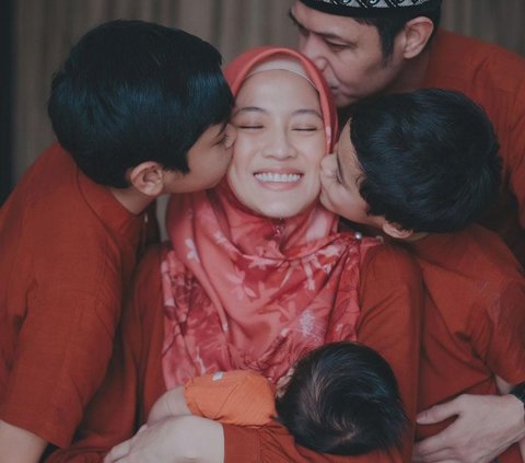 Sudah Punya 3 Anak, Potret Terbaru Alyssa Soebandono yang Tetap Langsing Bak ABG