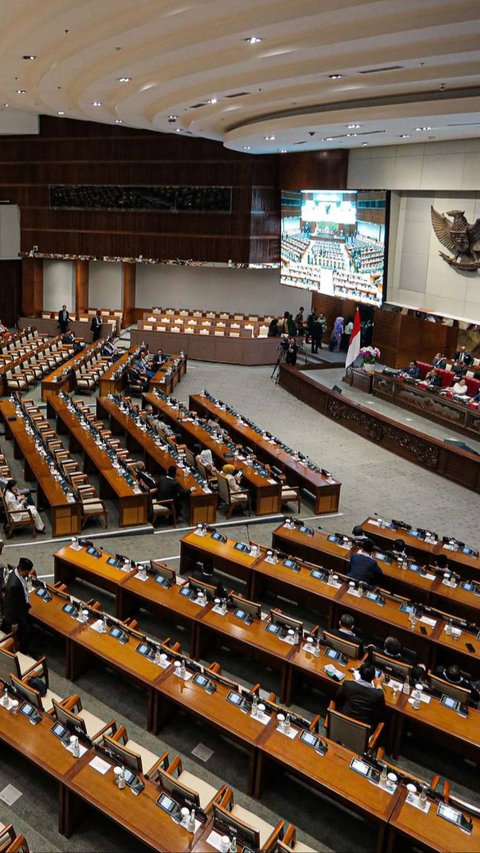 DPR Gelar Rapat Paripurna, 228 Anggota Izin dan 64 Hadir