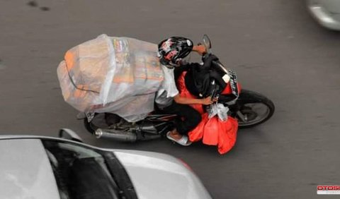 Pastikan Lampu Sen tidak Terhalang oleh Barang