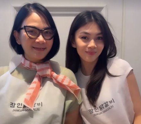 5 Portraits of Dian Nitami Undergoing Plastic Surgery in South Korea Accompanied by Her Beautiful Daughter