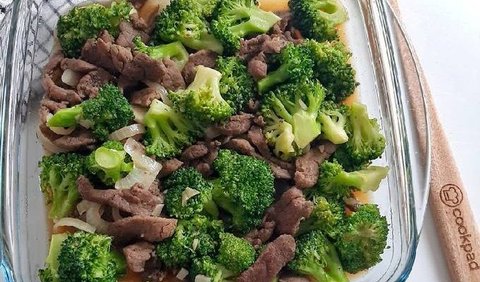 7. Cah Daging Sapi dan Brokoli