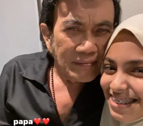 Terpaut Usia 60 Tahun dengan Sang Ayah, Ini Potret Tamara Janatea Anak Bungsu Rhoma Irama, Cantik Bak Blasteran Pakistan