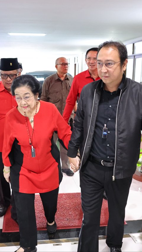 Didampingi Prananda, Megawati akan Pimpin Sumpah Jabatan Perpanjangan Masa Bakti DPP Partai