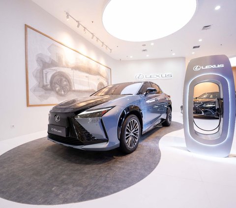 Toyota Ancang-ancang Bangun Pabrik Mobil Listrik Lexus