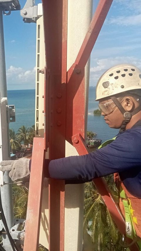 Sinyal layanan internet PT XL Axiata Tbk (XL Axiata) tersedia di puluhan pulau terpencil di Provinsi Kepulauan Riau (Kepri).