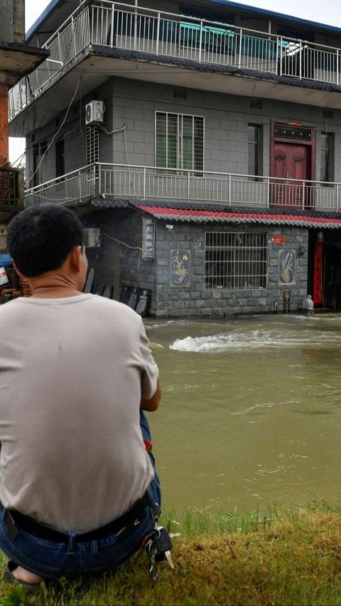 Hujat Lebat, Lima RT di Jakarta Tergenang Banjir Siang Ini