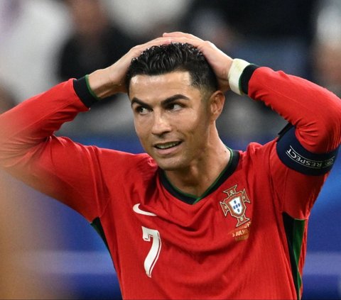 FOTO: Pahitnya Akhir Perjalanan Cristiano Ronaldo di Euro: Tak Ada Gol, Portugal Tersingkir