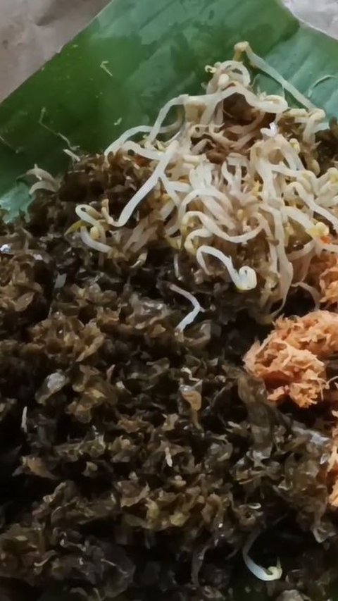 Mencicipi Kuliner Unik dari Surabaya Urap Urap Lumut, Gunakan Lumut Segar dari Bebatuan