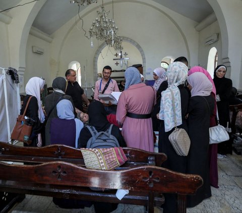 FOTO: Penampakan Gereja Palestina Merawat Korban Perang di Tengah Krisis RS Jalur Gaza