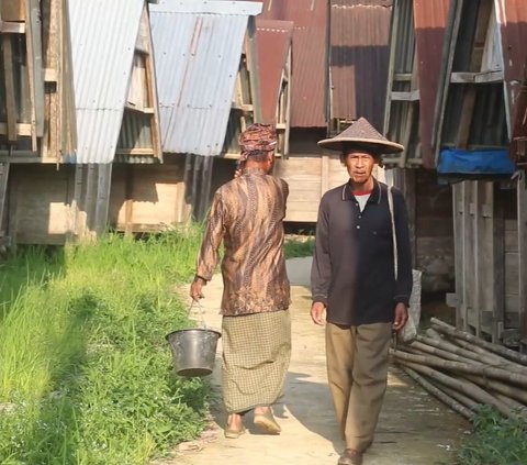 Melihat Nuansa Sunda Kuno di Kasepuhan Cisungsang Lebak, Konon Warisan Raja Pajajaran