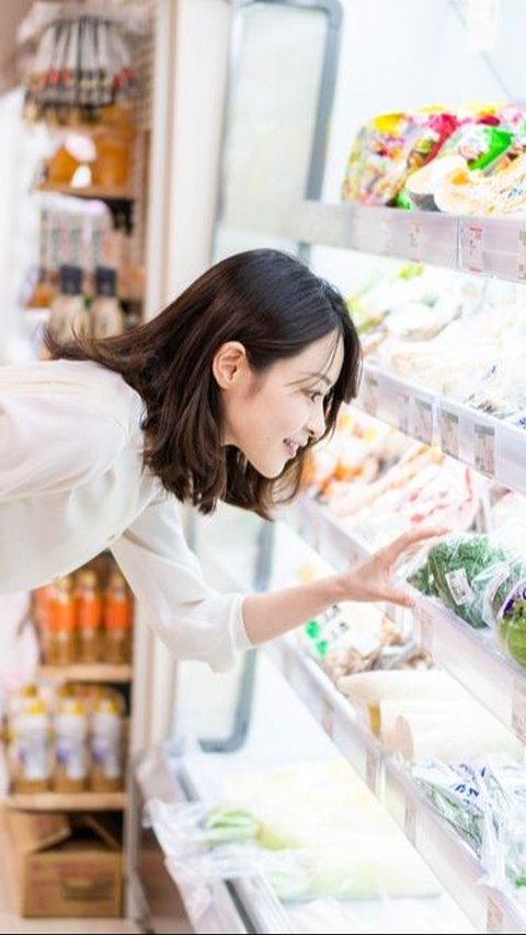 Ilustrasi belanja di supermarket/Shutterstok-maroke