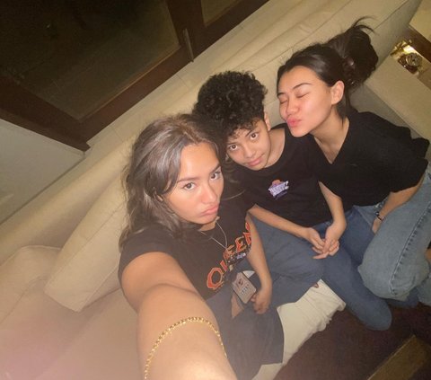 Intip Potret Kebersamaan Aaliyah dan Zahwa Bareng Keanu Massaid, Kompak Meski Beda Ibu