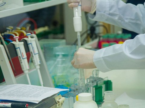 lustrasi laboratorium