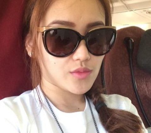 Ayu Ting Ting adalah salah satu artis Indonesia yang masuk ke dalam daftar 100 perempuan tercantik di dunia.