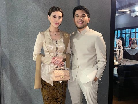 Penampilan Aaliyah Masaid di Acara Tedak Siten Anak Aurel Hermansyah, Cantik Banget Disebut Vibes Putri Keraton